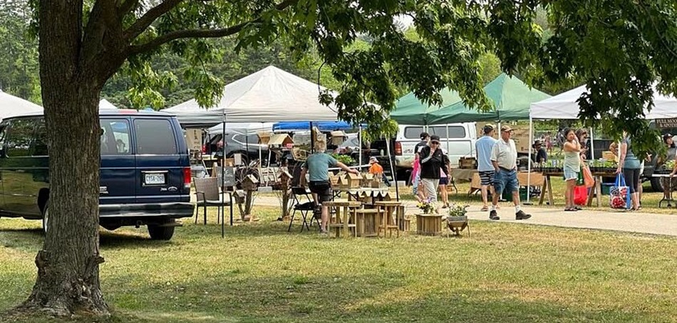 Lots to Choose from... Elora Famers' Market