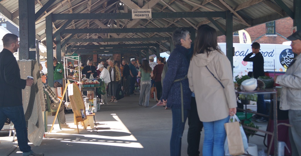 Owen Sound Farmers' Market - Outside Walkway