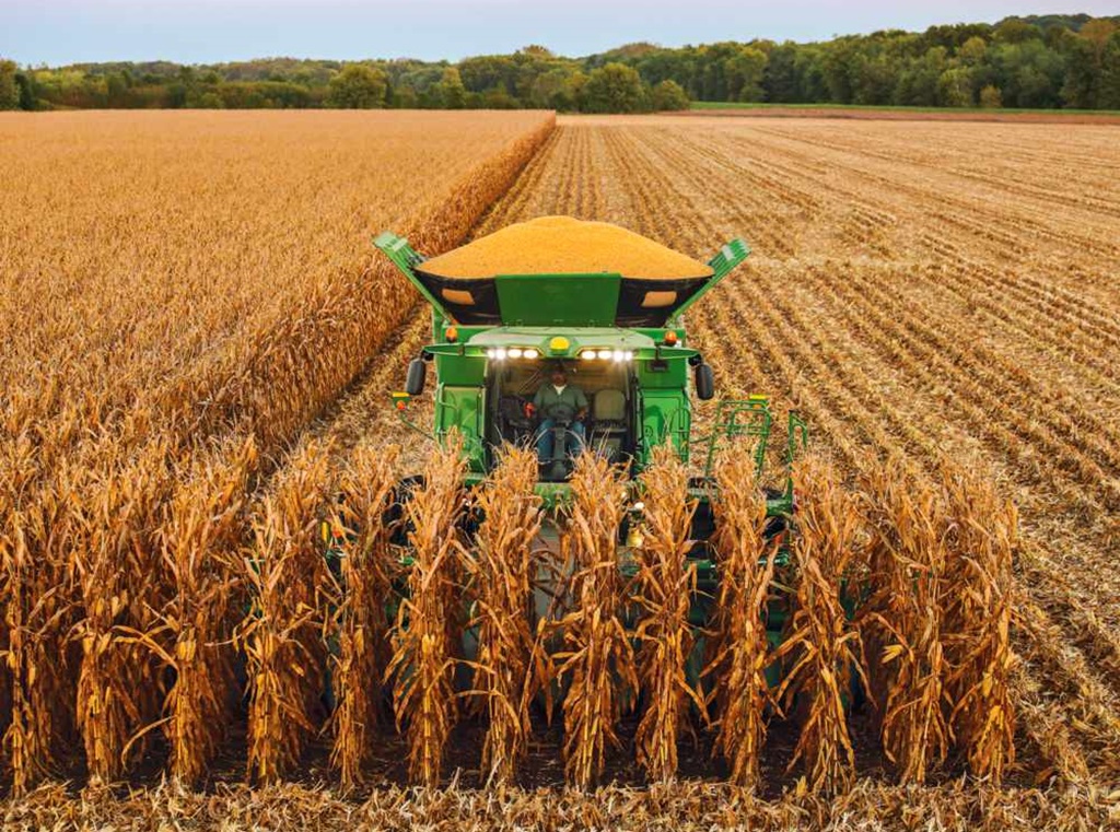 Harvesting Equipment (Corn Picker)