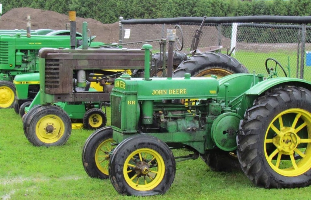 Tractors - Chatsworth Fall Fair 