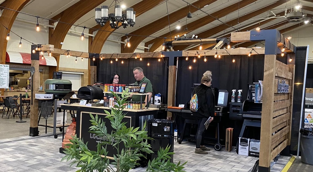 Vendors - Canadian Lakehead Exhibition 
