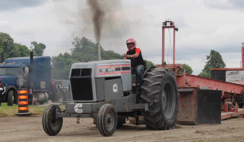 Tractor Pull - Carp Fair