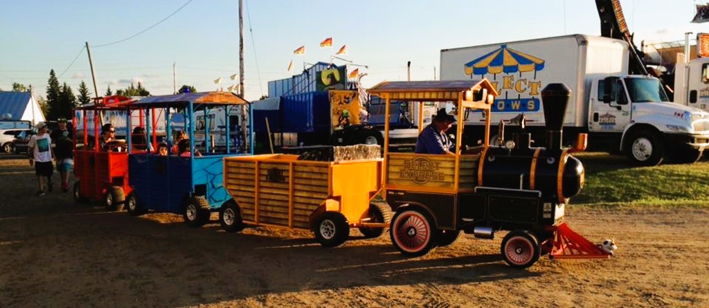 Fair People train - Emo Fair