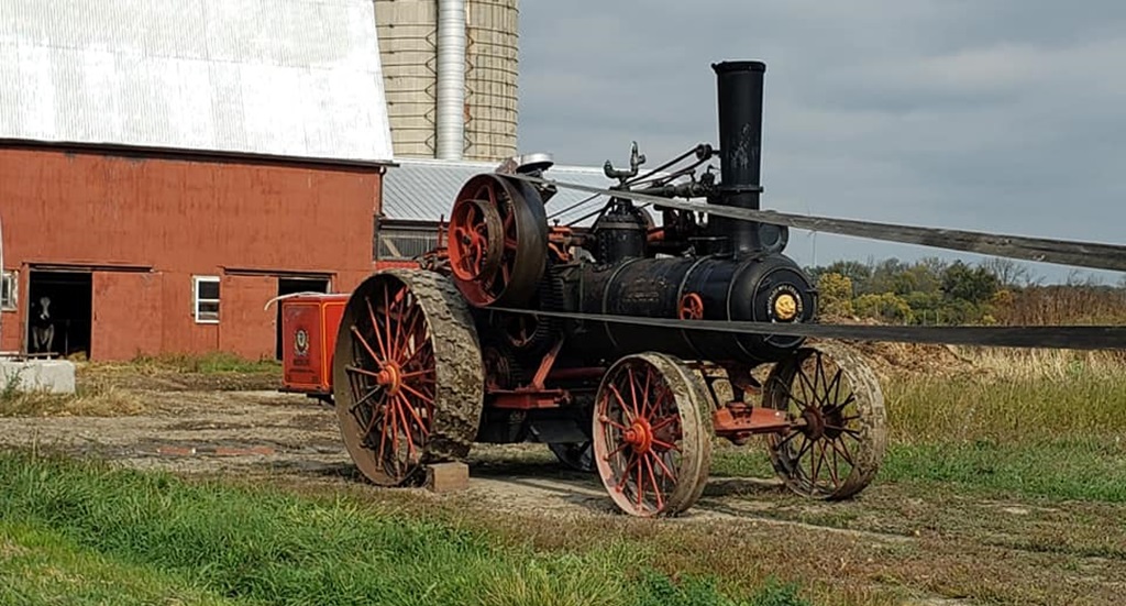 Vintage Steam Tractor - Niagara Regional Exhibition