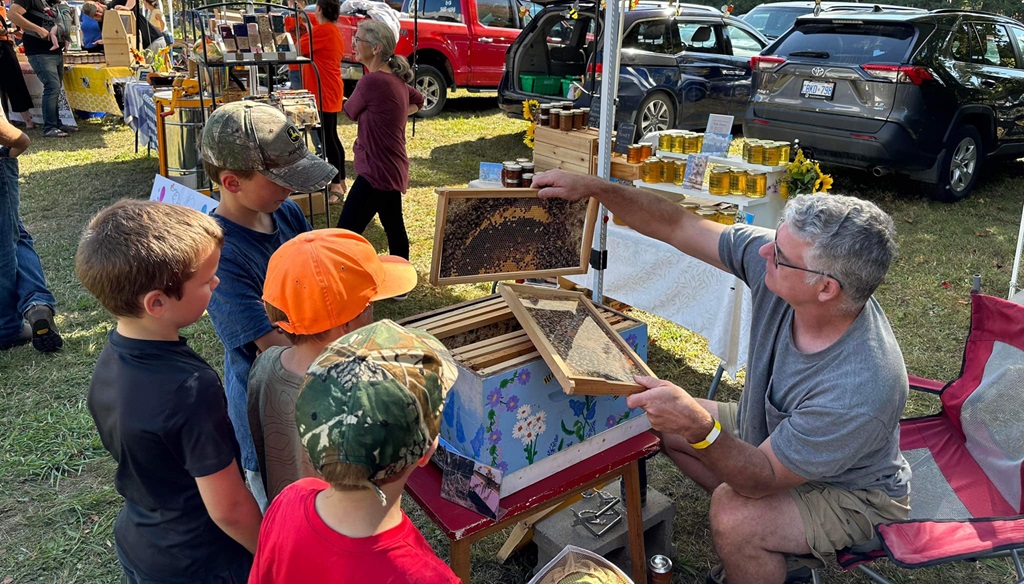 Bee Information - McDonald's Corners Fair