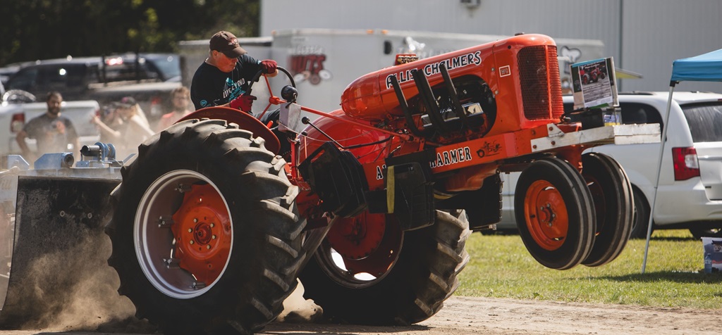 Tractor Pull - Riceville Fair