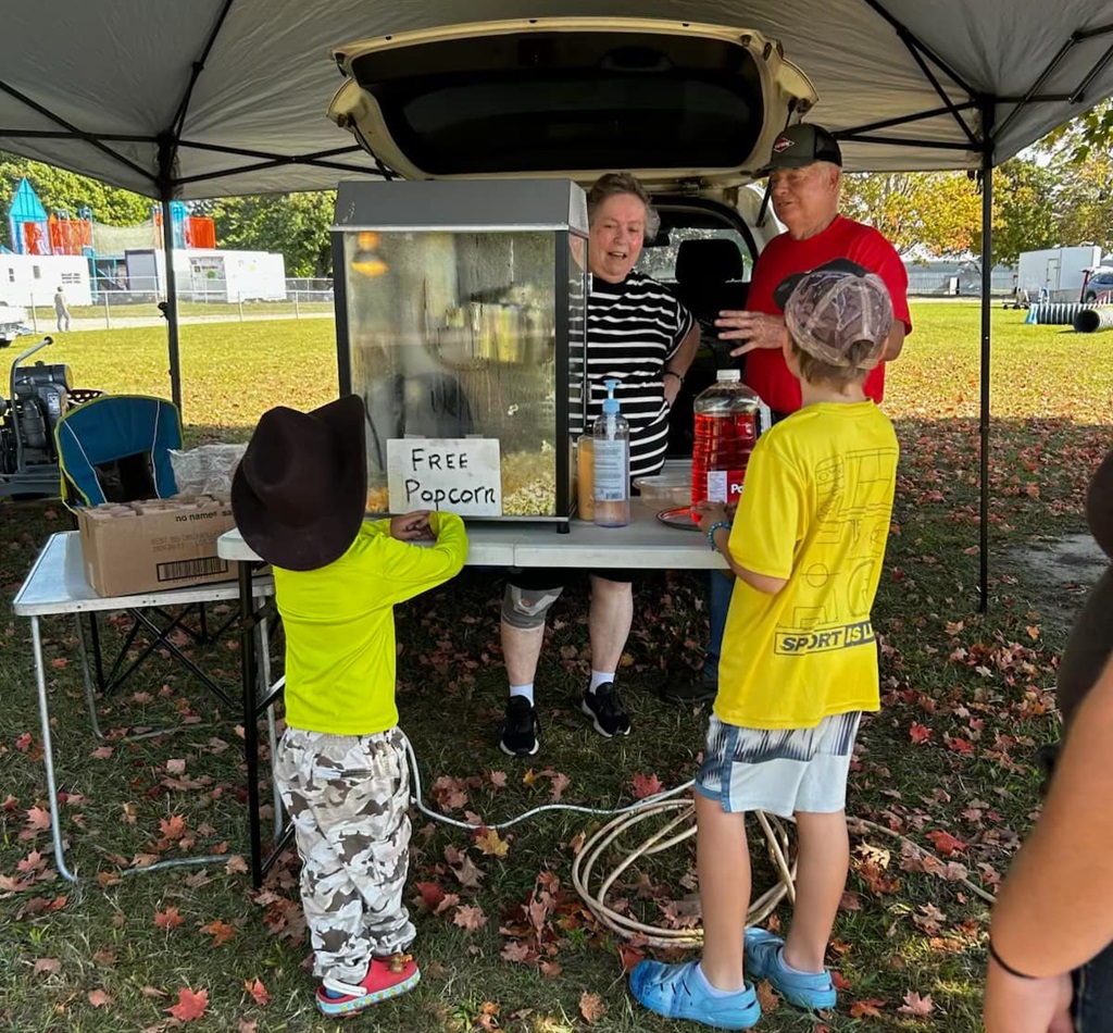 Free Popcorn - Wallacetown Fair
