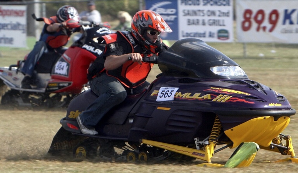 Snowmobile Dirt Race - Thorndale Fall Fair