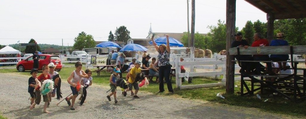 Stick Horse Race - Warren Fair